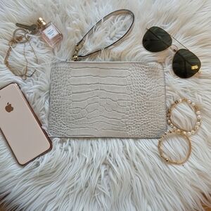 Gianni Natoro Crocodile-Embossed Cream Wristlet